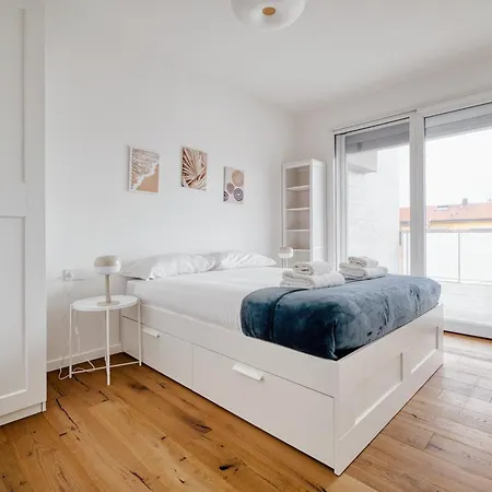 Apartmán Just Urban - Bright 2br With Terrace 10 Min M4 To Duomo Milán