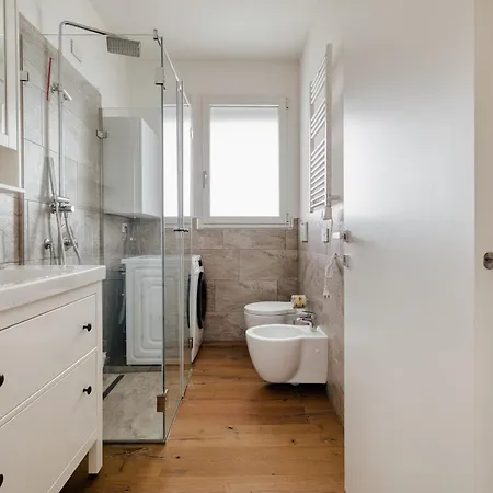 Just Urban - Bright 2br With Terrace 10 Min M4 To Duomo Apartmán *